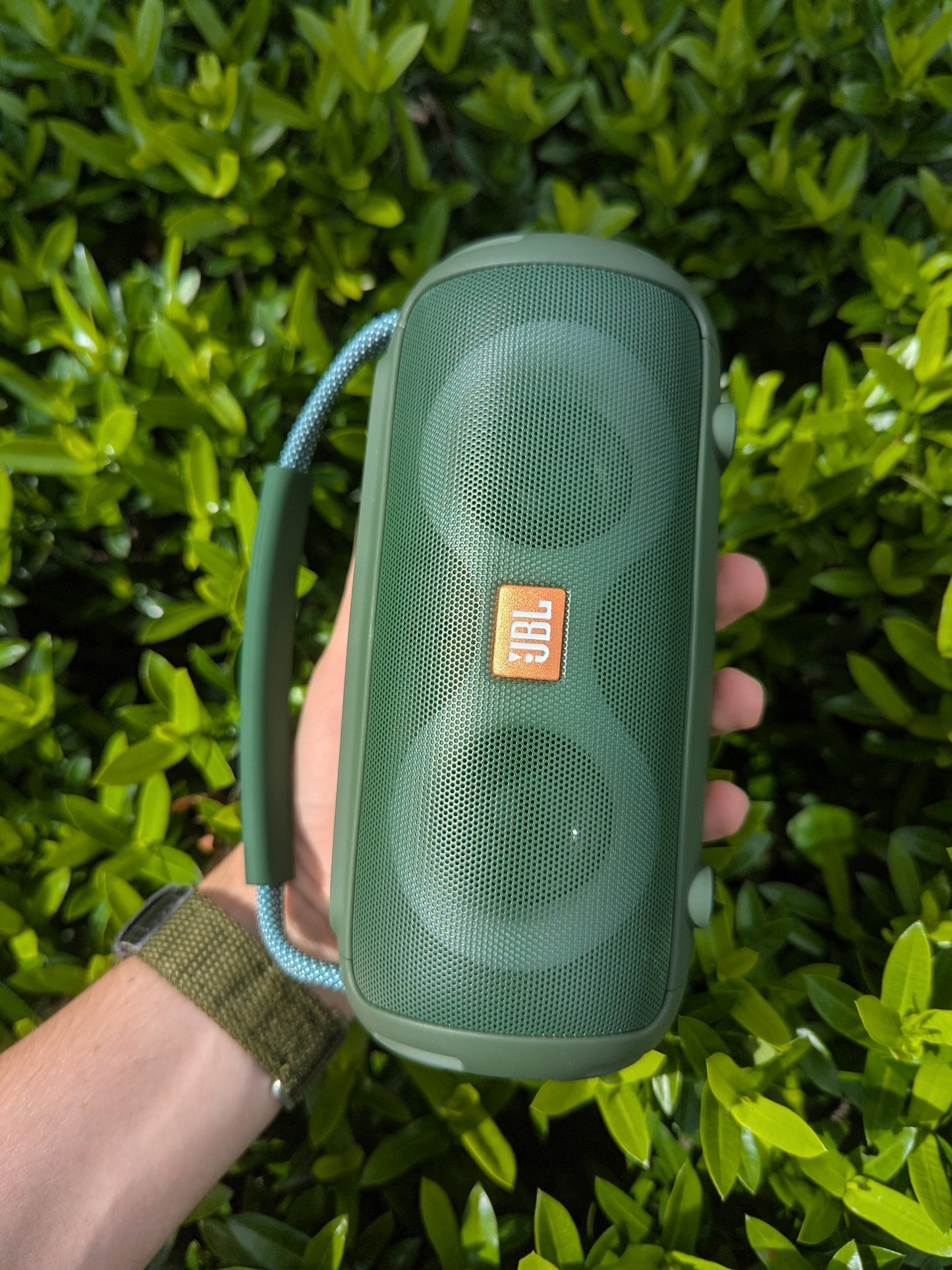 Bocina JBL Aventure | Correa+ Luz RGB