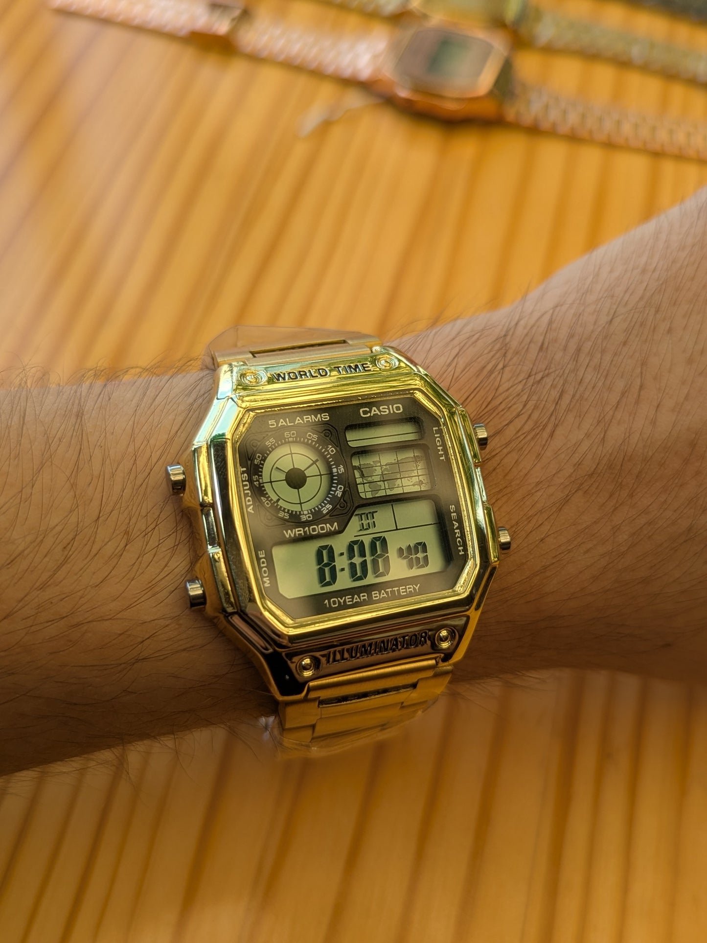 Casio Clasico Gold World Time